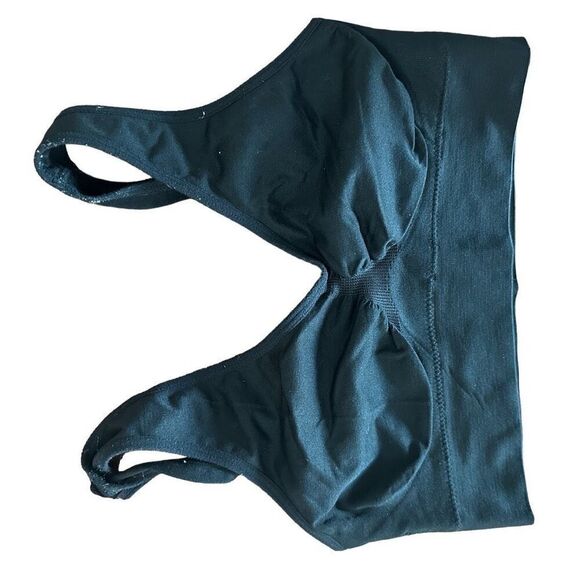 Amazon pullover bralettes (2) - Picture 1 of 4